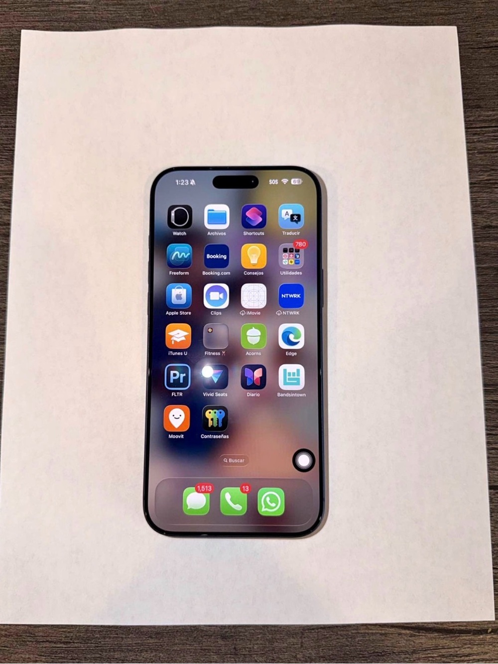 Apple iPhone 17 pro max in Black - Unlocked Smartphone